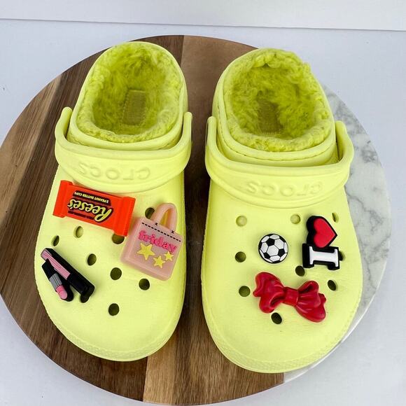 Crocs Classic Lined Clog Yellow Casual Unisex Junior Size 1 - Picture 1 of 8
